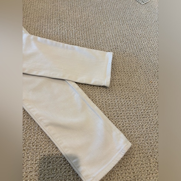 The Stilt Cigarette Leg AG White Jean - Picture 4 of 6